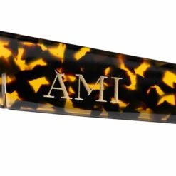 Il Piccolo -PARFUMER BOUTIQUE UNKNOWN peigne gravure zoom 002 37b3e327 9c1c 492c 94c3 09ced9b7d9d5